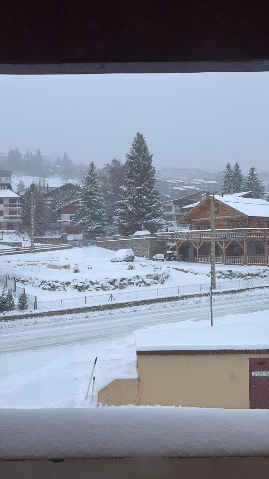 Studio Marmotte Font-Romeu 4 Personnes Avec Balcon Residence Val Soleil Entierement Renove En Juin 2021 Place De Parking & Wifi Gratuit , Draps & Serviettes De Toilettes Non Inclus, Sabanas Y Toallas No Incluidos المظهر الخارجي الصورة